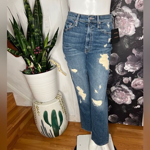MOTHER
Study Hover High Rise Straight Leg Jeans in Peaches and Scream - Picture 4 of 8